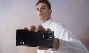 久等了！中兴Axon 30屏下前摄版或将在本月发布