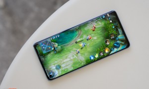 旗舰芯配合全优化，OPPO Reno6系列游戏体验更加出众