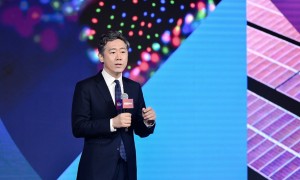 李稻葵：联想在全球信息服务业中具有典型代表意义