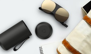 HTC VIVE Flow正式发布：可折叠设计，采用虫眼造型